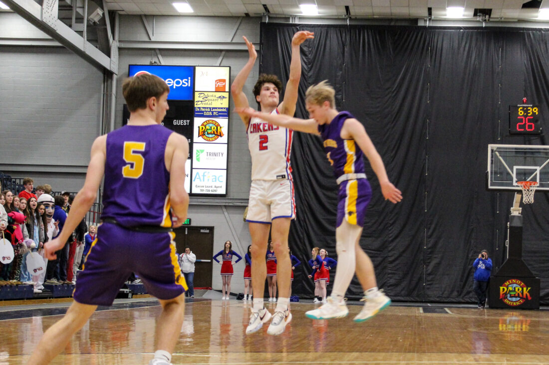 Lakers run the floor in 8123 win News, Sports, Jobs Minot Daily News